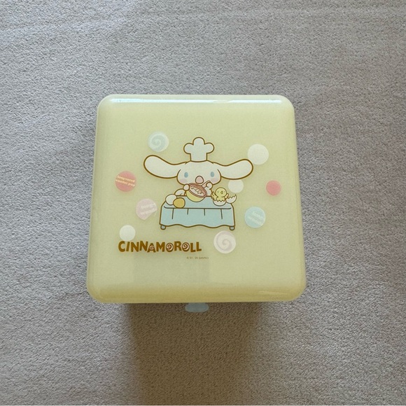Miniso Sanrio Cinnamoroll Desk Storage Case with Drawers - Picture 10 of 16